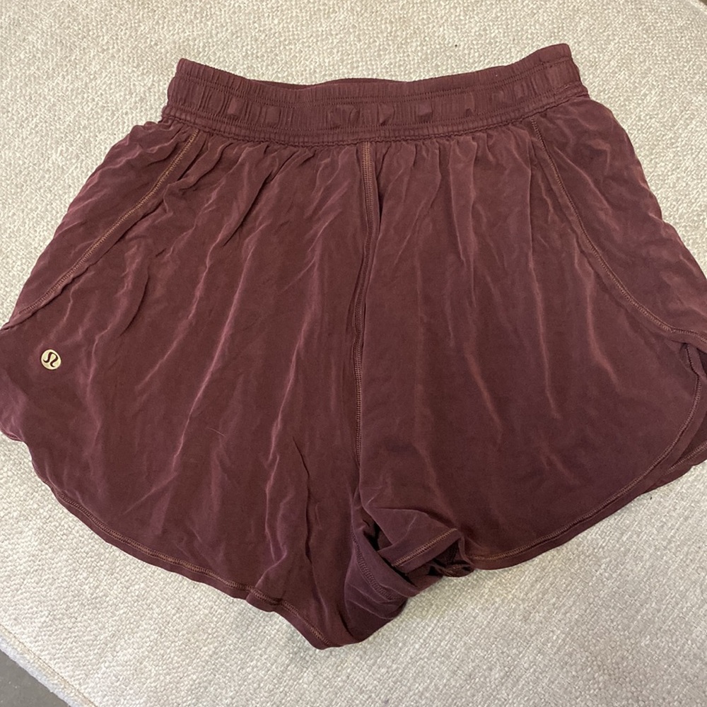 Lululemon Principal Dancer Short 3" size 4
